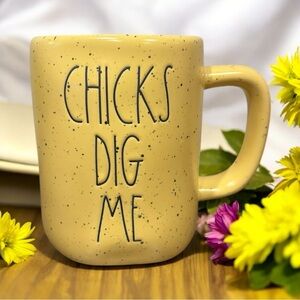 Rae Dunn "Chicks Dig Me" Yellow Speckled Ceramic Mug
